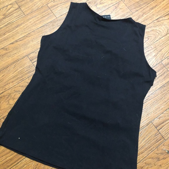 Black ruffled tank - Picture 2 of 4